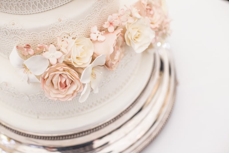 Classic Elegance Wedding Cake